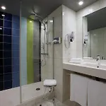 Le Cinq Hyper - Centre 4* Σαμπερί