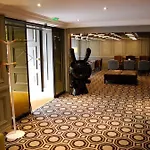 Le Cinq Hyper - Centre 4*