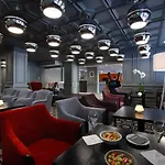 Le Cinq Hyper - Centre 4* Chambéry