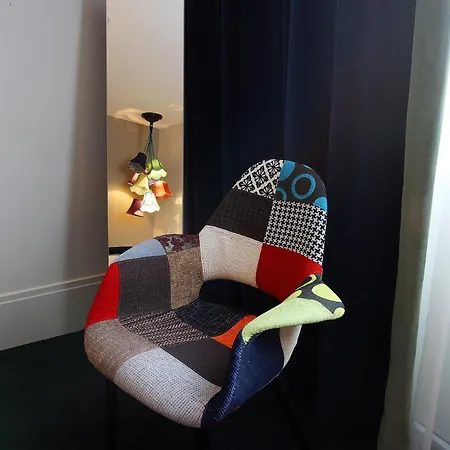 Hotel Le Cinq Hyper - Centre 4*