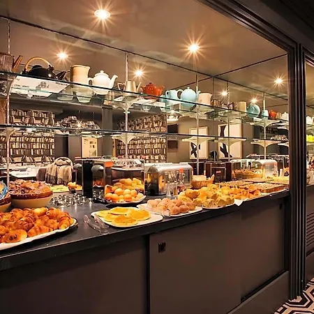 Le Cinq Hyper - Centre Hotel 4*