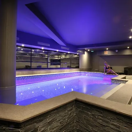 Le Cinq Hyper - Centre Hotel Chambéry