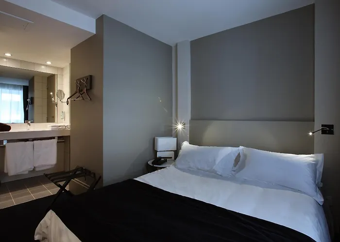 Le Cinq Hyper - Centre Hotel 4*