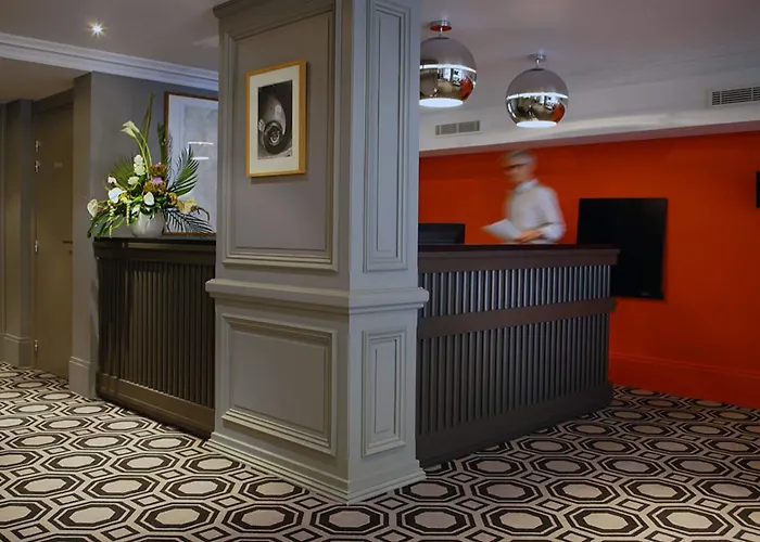 Le Cinq Hyper - Centre 4* Chambéry