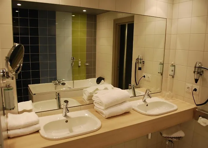 Le Cinq Hyper - Centre 4* Chambéry