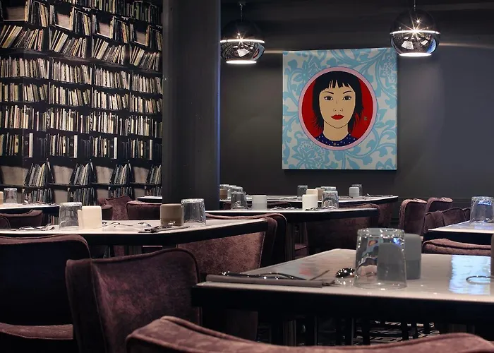 Le Cinq Hyper - Centre 호텔