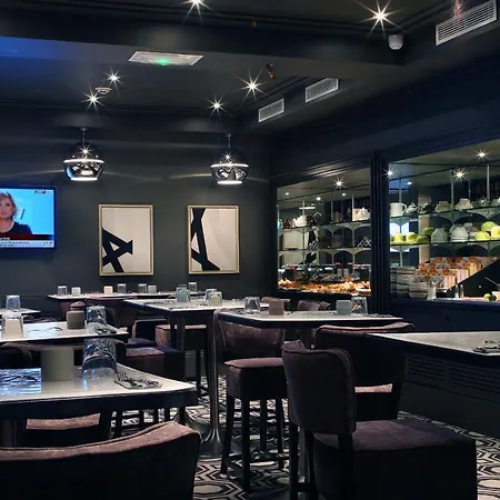 Le Cinq Hyper - Centre Hotel Chambéry